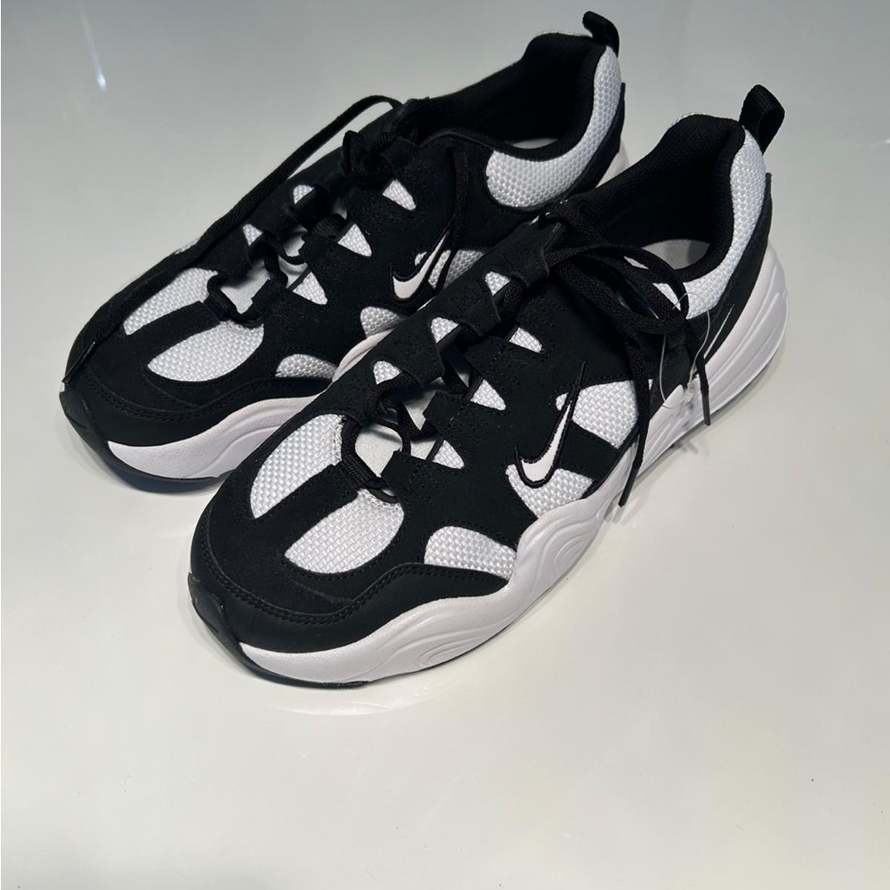 Nike Black and White Athletic Shoes